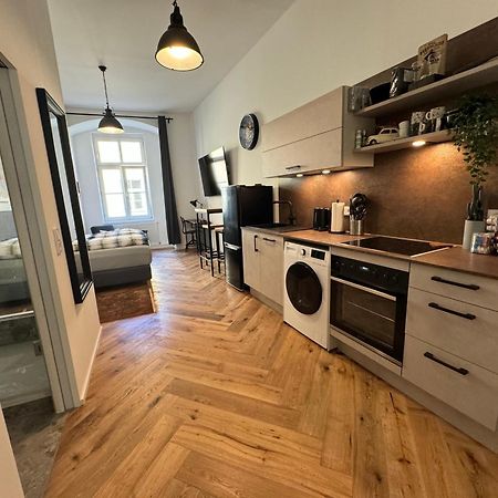 Industrial Apartment Schlossberg Λιντς Εξωτερικό φωτογραφία