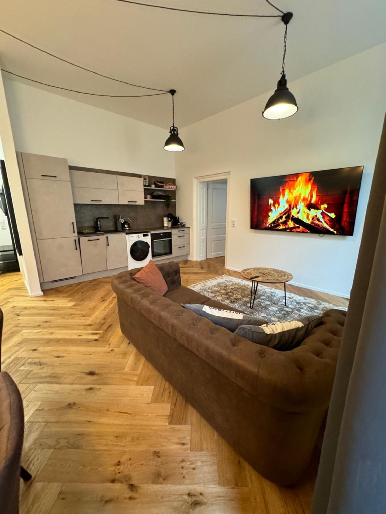 Industrial Apartment Schlossberg Λιντς Εξωτερικό φωτογραφία