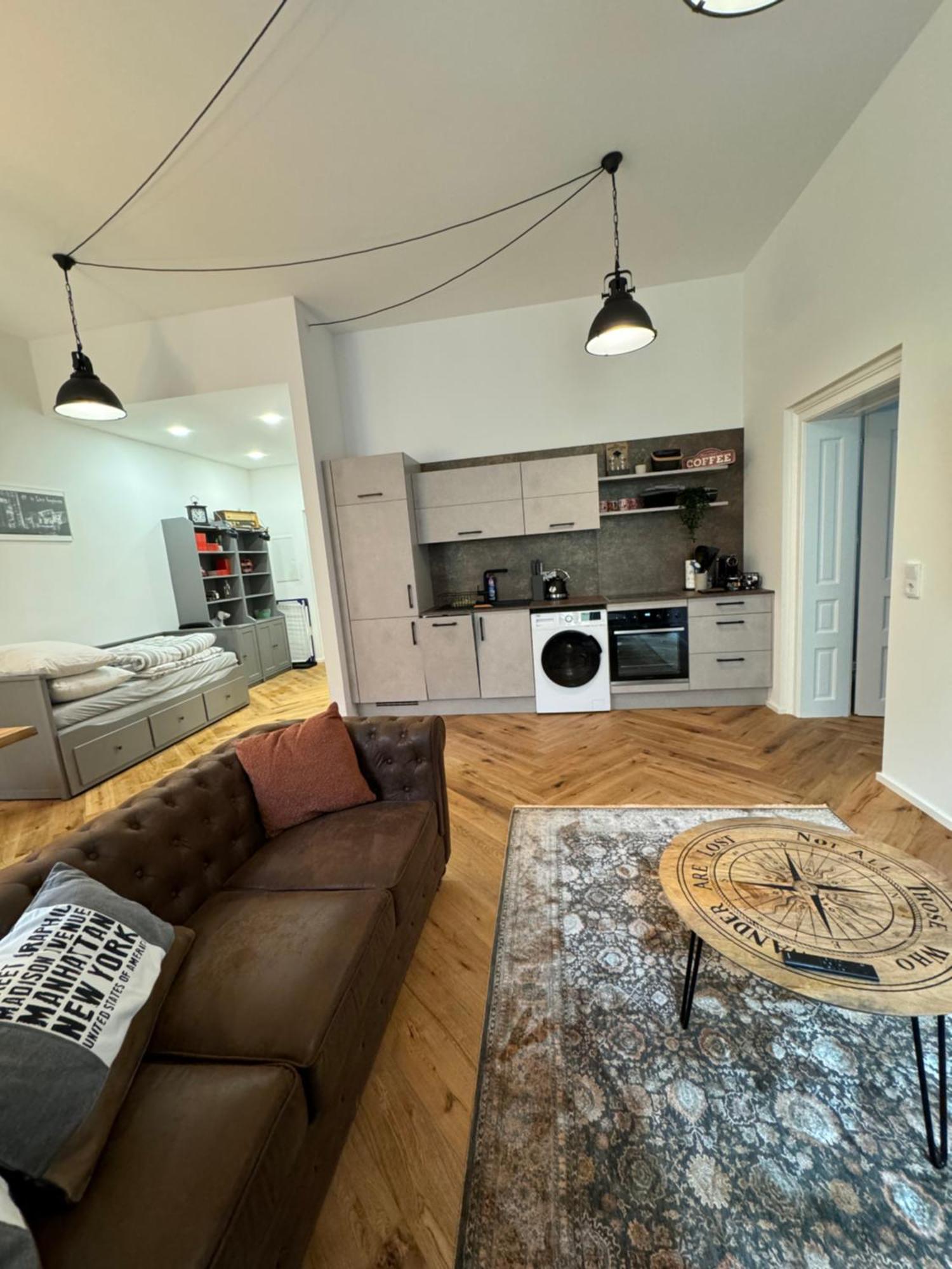 Industrial Apartment Schlossberg Λιντς Εξωτερικό φωτογραφία