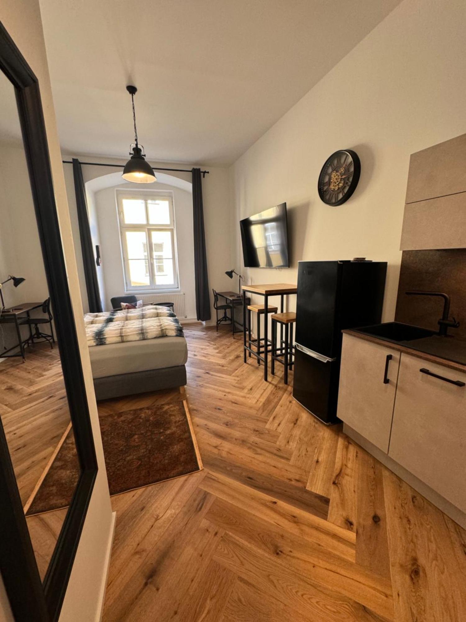 Industrial Apartment Schlossberg Λιντς Εξωτερικό φωτογραφία